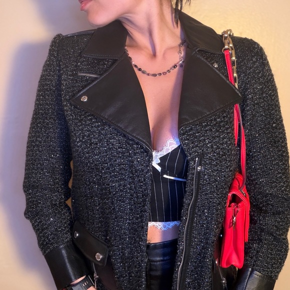 Calvin Klein Vibrant Red Quilted Shoulder Bag - Picture 9 of 9